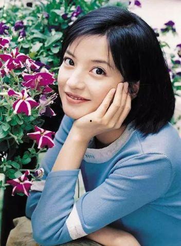 古巨基过赵薇生活照,揭秘明星私生活点滴